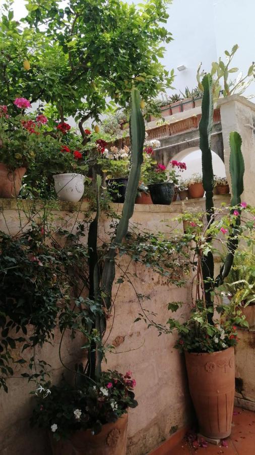 Le Volte Di San Leonardo Apartment Lecce Exterior foto