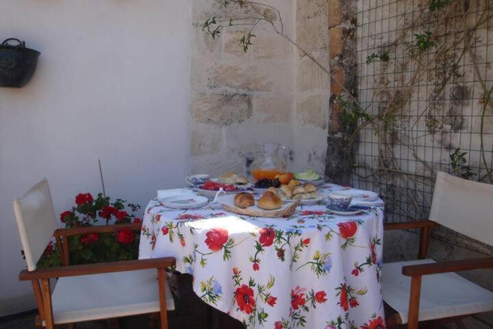 Le Volte Di San Leonardo Apartment Lecce Exterior foto